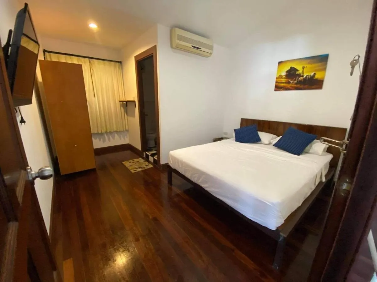 Nitro House Hostel Ko Tao